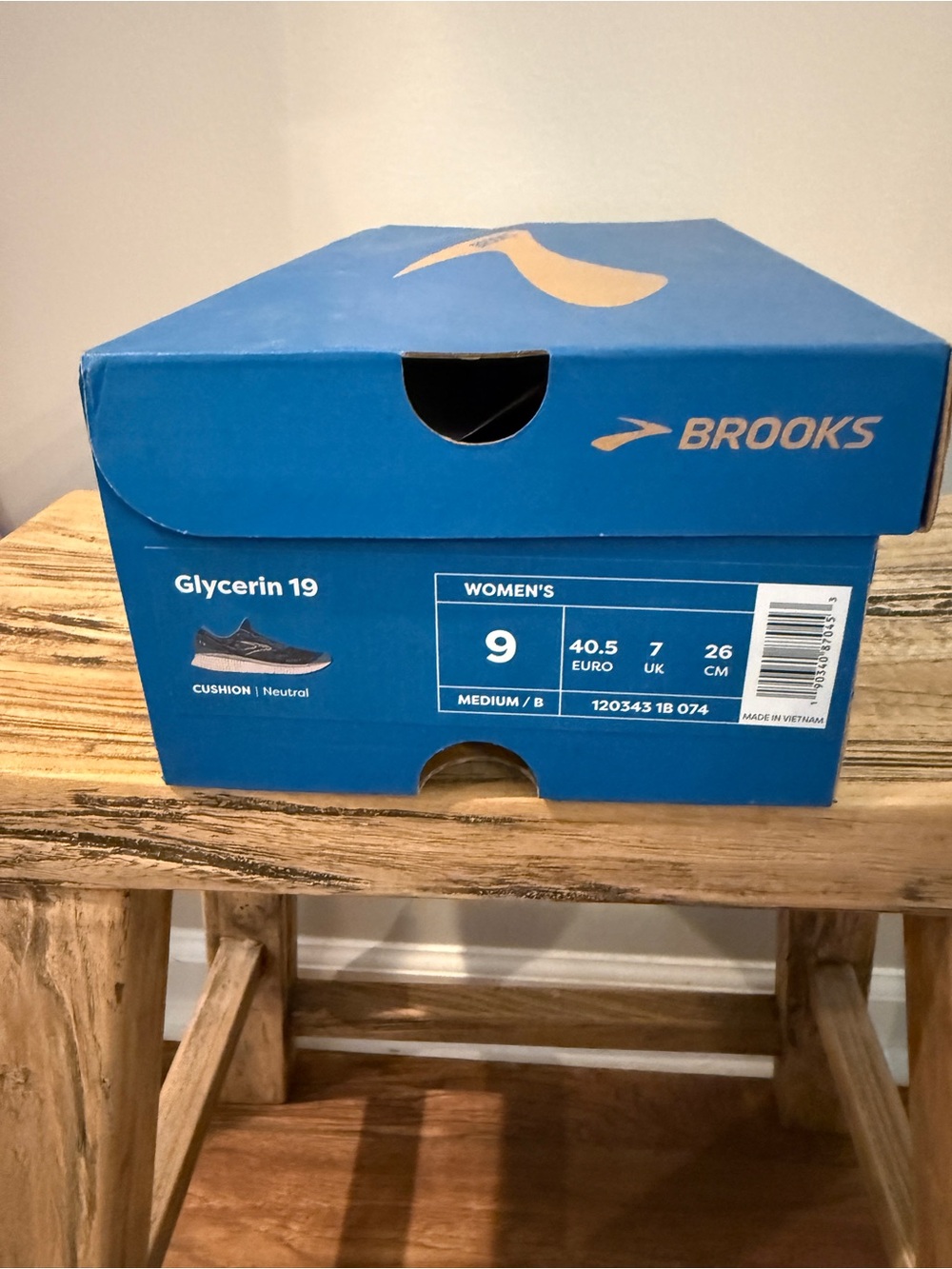 Brooks Glycerin 19 Women's Black Running Shoe with Pink Midsole New In Box - Picture 3 of 5